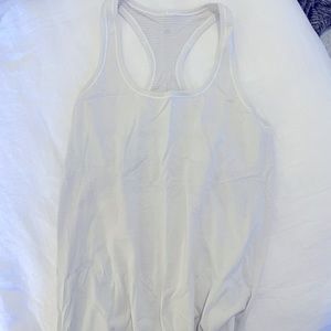 Lululemon - size 10 tank